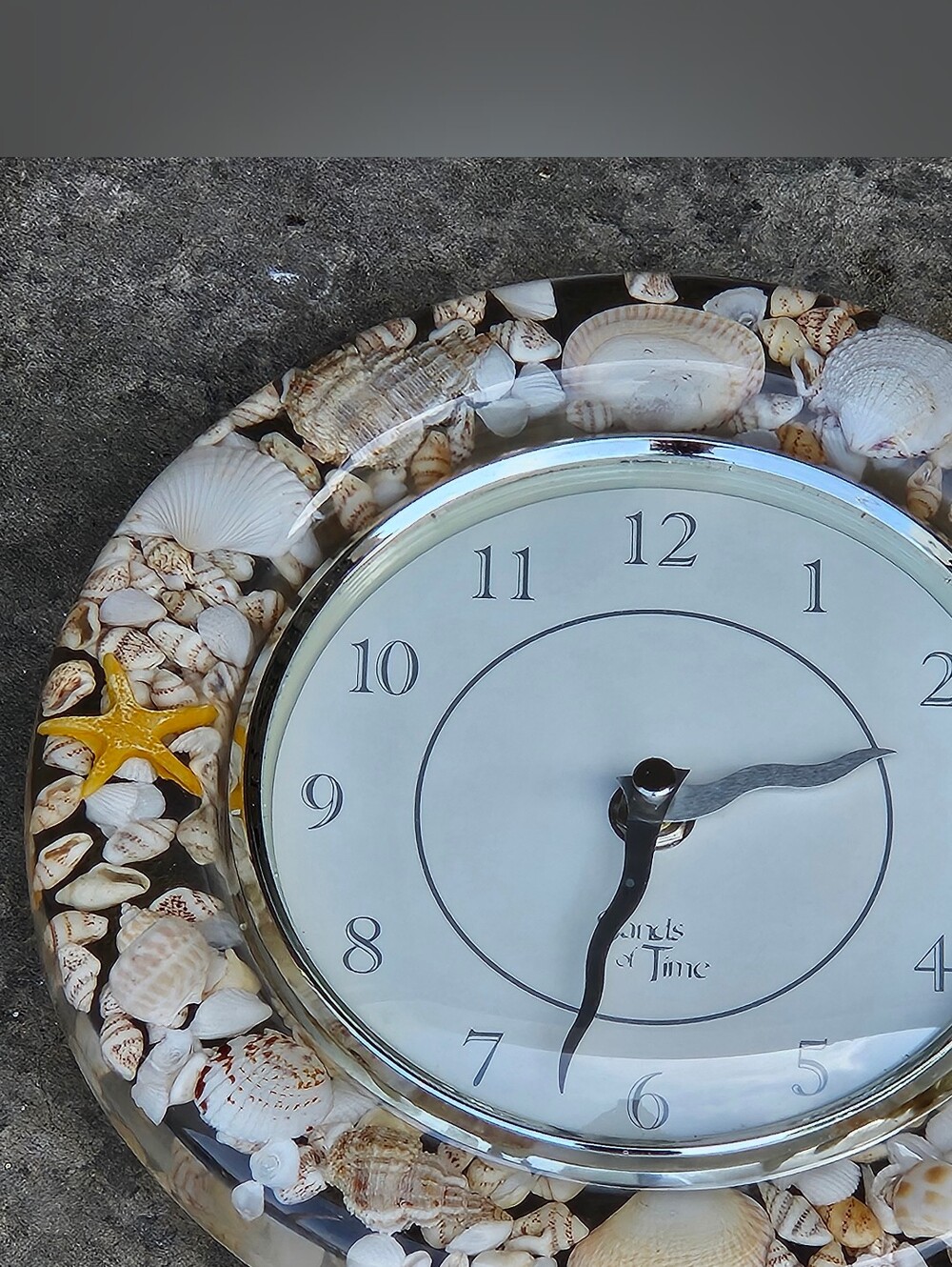 Sands Of Time Seashell Clock